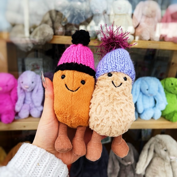 Jellycat Amuseable Bean Brand New with Tags (BNWT) - Picture 2 of 6